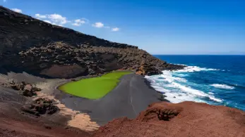 El Golfo laguna esmeralda y volcanes guía lanzarote