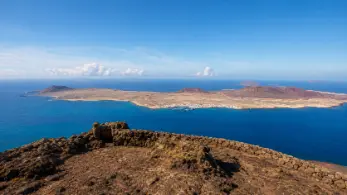 Mirador del Río hacia La Graciosa guía lanzarote